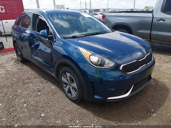 KNDCB3LC8J5201177 2018 KIA NIRO - Image 1