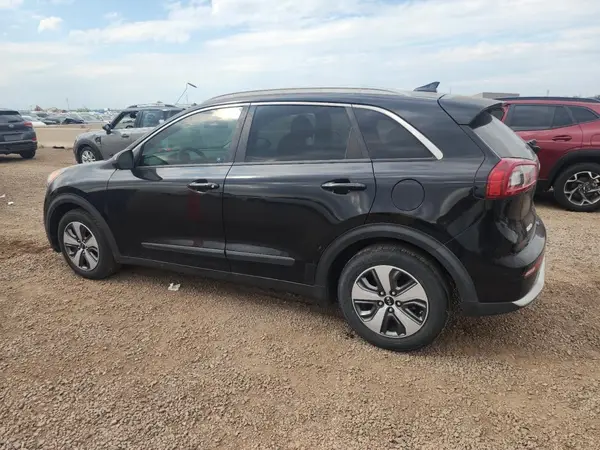 KNDCB3LC8J5204127 2018 KIA NIRO - Image 2