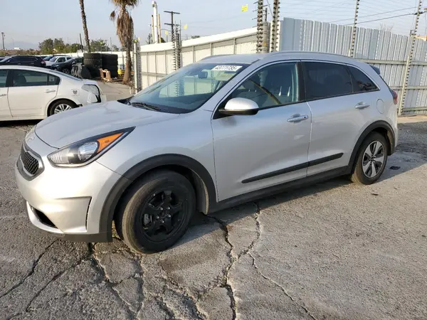 KNDCB3LC8J5207495 2018 KIA NIRO - Image 1
