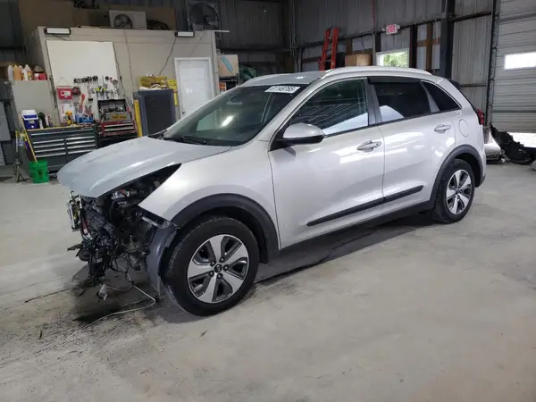 KNDCB3LC8K5223097 2019 KIA NIRO - Image 1