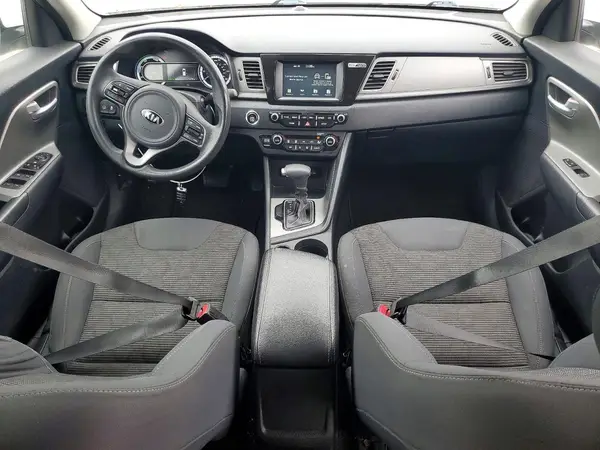 KNDCB3LC8K5250414 2019 KIA NIRO - Image 8