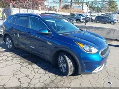 KNDCB3LC8K5251174 2019 KIA NIRO