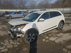 KNDCB3LC8K5327783 2019 KIA NIRO
