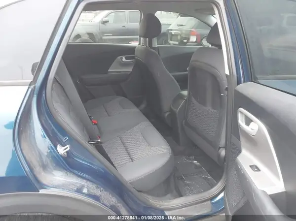 KNDCB3LC8K5338511 2019 KIA NIRO - Image 8