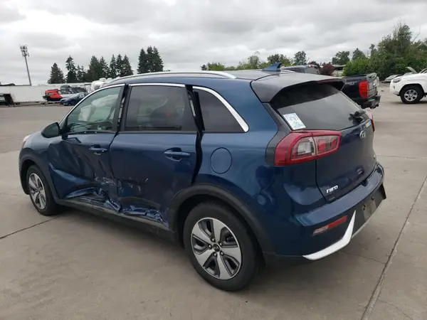 KNDCB3LC8K5339335 2019 KIA NIRO - Image 2