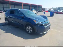 KNDCB3LC8K5349265 2019 KIA NIRO