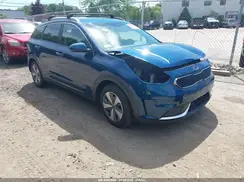 KNDCB3LC8K5351128 2019 KIA NIRO