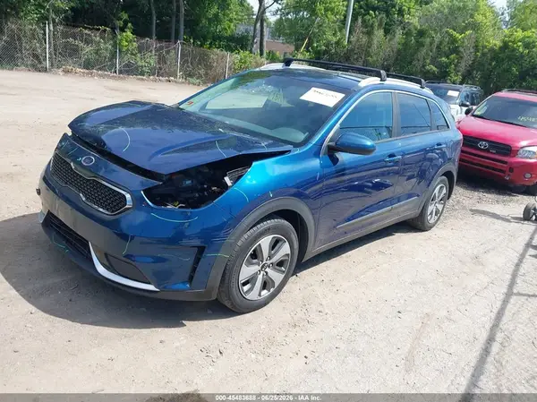 KNDCB3LC8K5351128 2019 KIA NIRO - Image 2