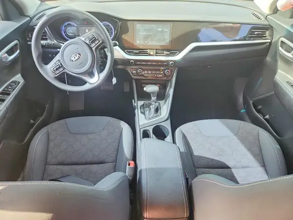 KNDCB3LC8L5362213 2020 KIA NIRO - Image 8