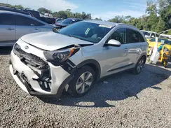 KNDCB3LC8L5377570 2020 KIA NIRO