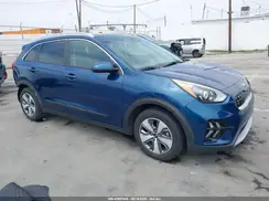 KNDCB3LC8L5395857 2020 KIA NIRO