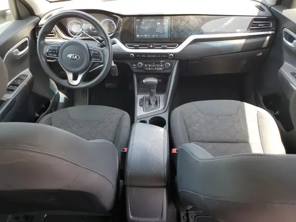 KNDCB3LC8L5397897 2020 KIA NIRO - Image 8