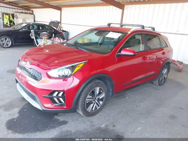 KNDCB3LC8M5464161 2021 KIA NIRO - Image 2