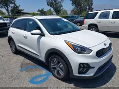 KNDCB3LC8M5469991 2021 KIA NIRO