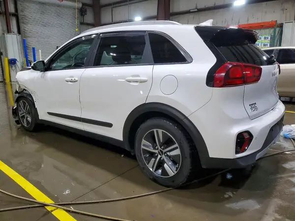 KNDCB3LC8N5527454 2022 KIA NIRO - Image 2