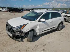 KNDCB3LC8N5534484 2022 KIA NIRO