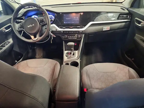 KNDCB3LC8N5534646 2022 KIA NIRO - Image 8