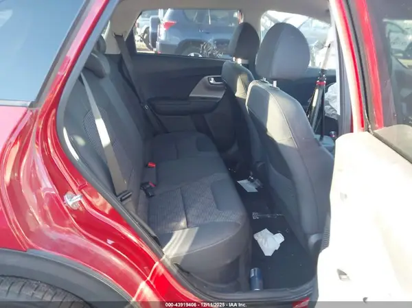 KNDCB3LC8N5542259 2022 KIA NIRO - Image 8