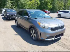 KNDCB3LC9H5050117 2017 KIA NIRO