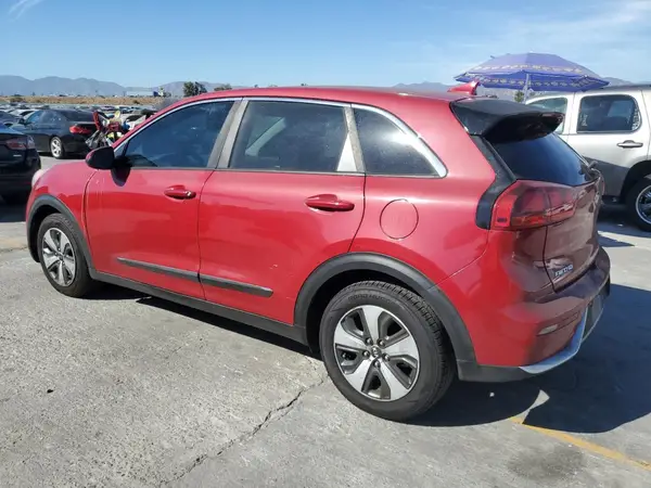 KNDCB3LC9H5052689 2017 KIA NIRO - Image 2