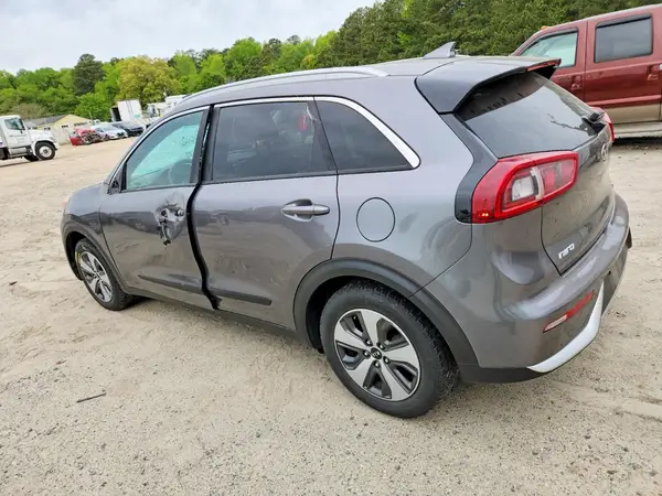 KNDCB3LC9H5053499 2017 KIA NIRO - Image 2
