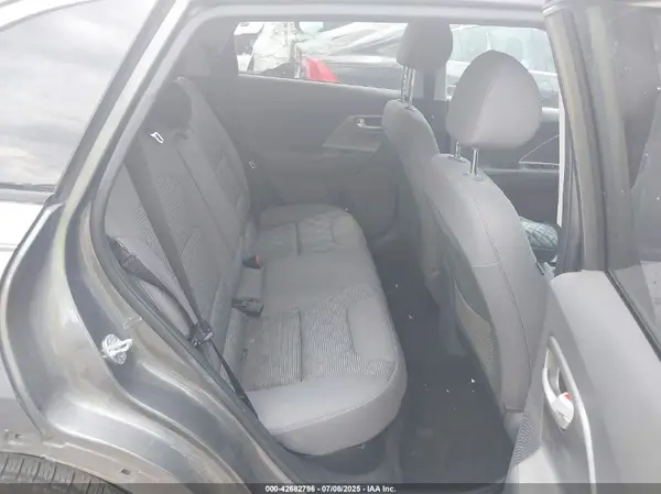 KNDCB3LC9H5055849 2017 KIA NIRO - Image 8
