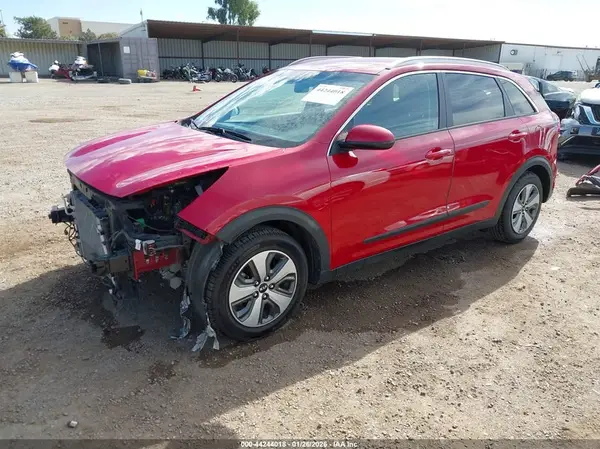 KNDCB3LC9H5060579 2017 KIA NIRO - Image 2