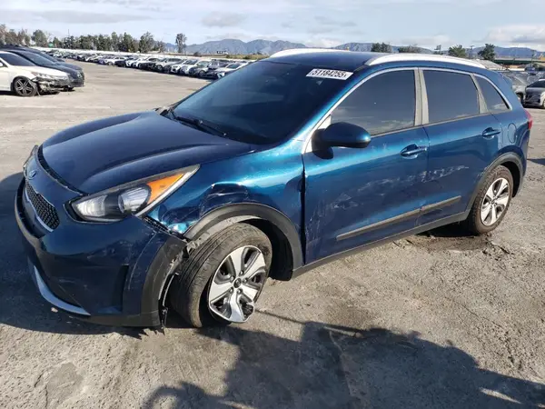 KNDCB3LC9H5062395 2017 KIA NIRO - Image 1