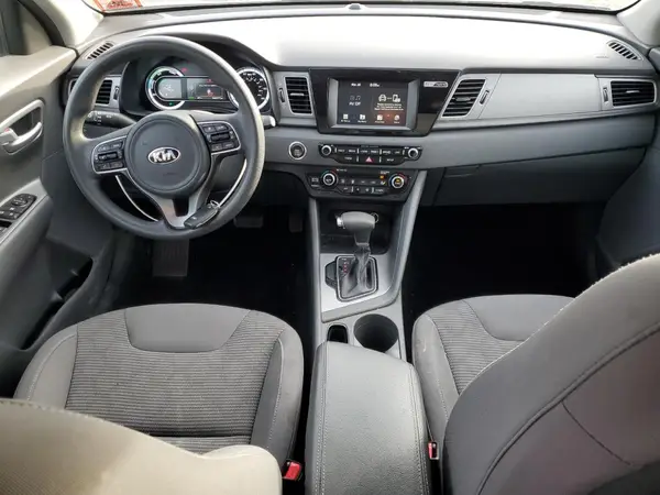 KNDCB3LC9H5063949 2017 KIA NIRO - Image 8