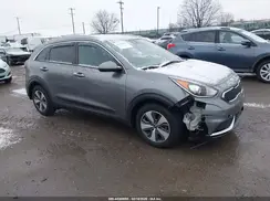 KNDCB3LC9H5064583 2017 KIA NIRO