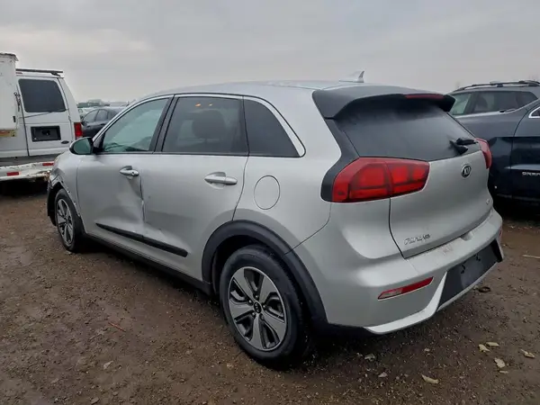 KNDCB3LC9H5074949 2017 KIA NIRO - Image 2