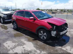 KNDCB3LC9H5078581 2017 KIA NIRO