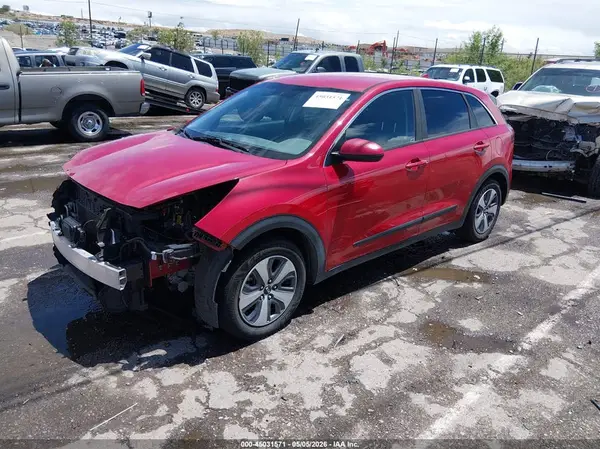 KNDCB3LC9H5078581 2017 KIA NIRO - Image 2