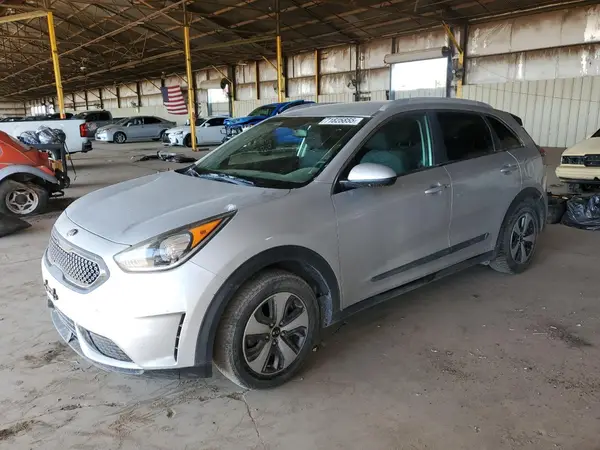 KNDCB3LC9H5087183 2017 KIA NIRO - Image 1