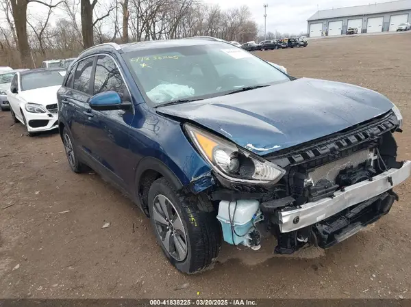 KNDCB3LC9H5087779 2017 KIA NIRO - Image 1
