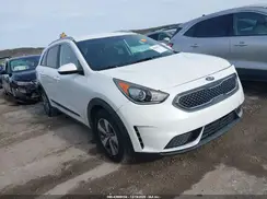 KNDCB3LC9H5088527 2017 KIA NIRO