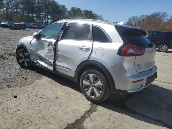 KNDCB3LC9H5094859 2017 KIA NIRO - Image 2
