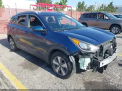 KNDCB3LC9H5104161 2017 KIA NIRO