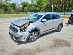KNDCB3LC9J5108037 2018 KIA NIRO