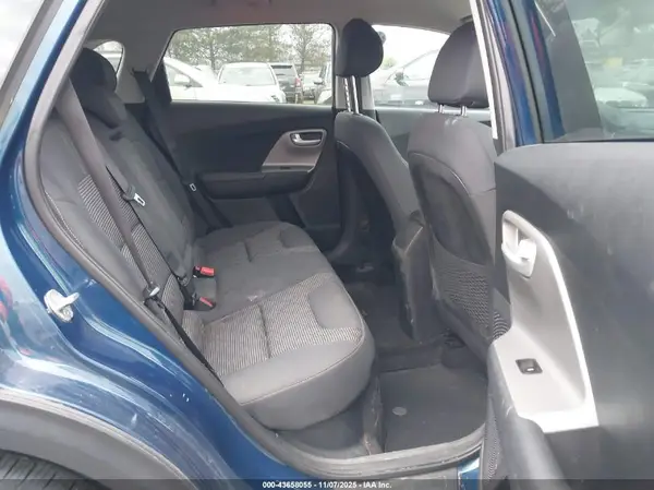 KNDCB3LC9J5125145 2018 KIA NIRO - Image 8