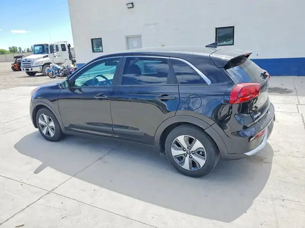 KNDCB3LC9J5129860 2018 KIA NIRO - Image 2