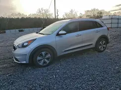 KNDCB3LC9J5136369 2018 KIA NIRO