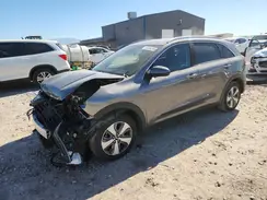 KNDCB3LC9J5142883 2018 KIA NIRO