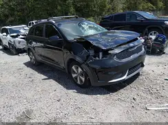 KNDCB3LC9J5145363 2018 KIA NIRO