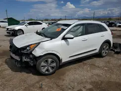 KNDCB3LC9J5152071 2018 KIA NIRO