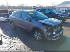KNDCB3LC9J5157982 2018 KIA NIRO