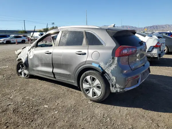 KNDCB3LC9J5161451 2018 KIA NIRO - Image 2