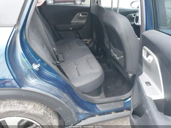 KNDCB3LC9J5161983 2018 KIA NIRO - Image 8