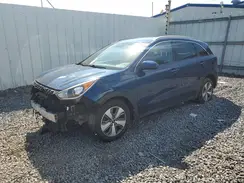 KNDCB3LC9J5200751 2018 KIA NIRO