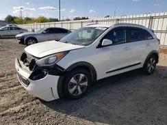 KNDCB3LC9J5211569 2018 KIA NIRO